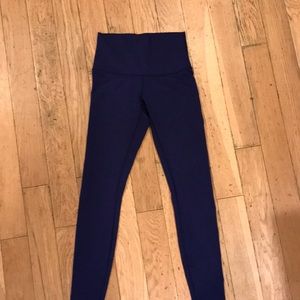 Lululemon Wunder under high rise size 6